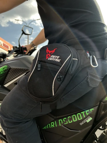 Motolike сумка на пояс красная в Казани
